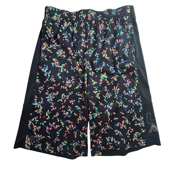 Under Armour Boys XL Pixelated Basketball Shorts Multicolor Athletic - Picture 1 of 8